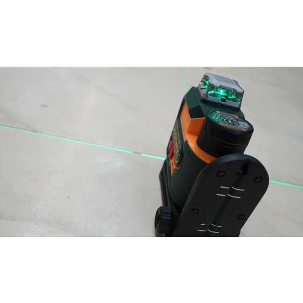 Nivel Laser 12 Líneas 3d Verde Con Batería 12v Jadever 30m - Imagen 7