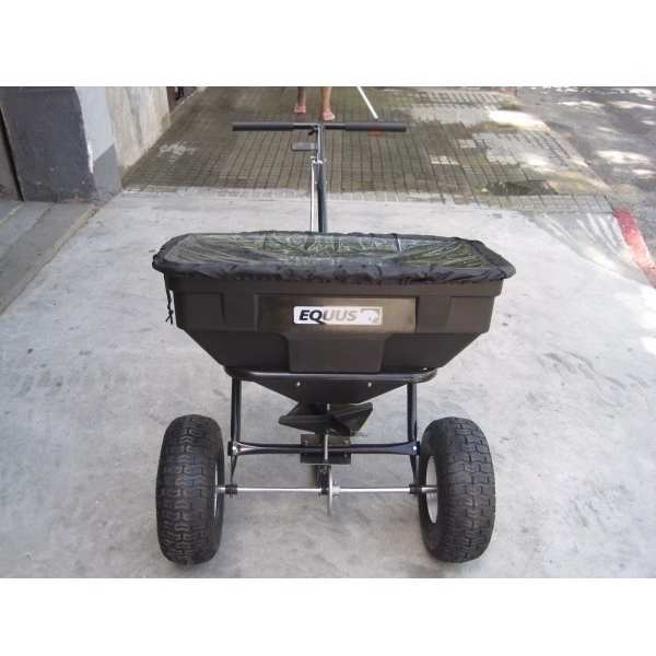 Fertilizadora Manual Equus 3,6mts Fertilizado 60lts - Imagen 2