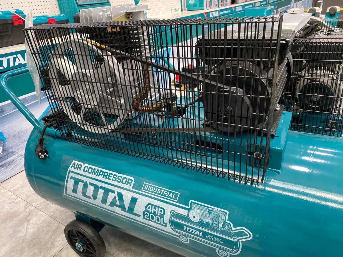 Compresor De Aire 200 Lt 4 Hp Total Tc1402002 Industrial - Imagen 5