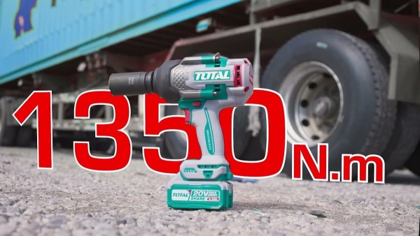 Llave De Impacto 3/4 Total 1350nm Maletín 2 Baterias 3 Dados - Imagen 6
