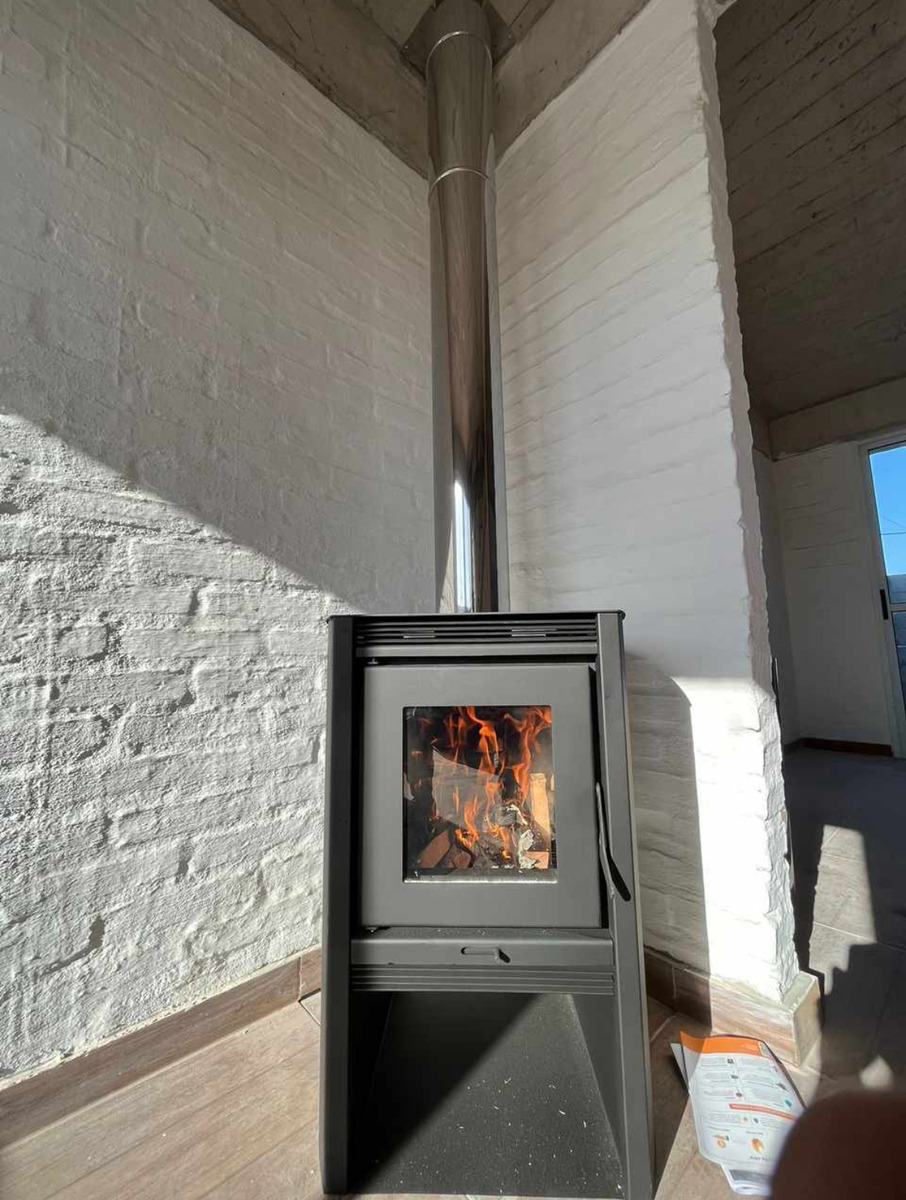 Calefactor Leña Doble Combustion Metavila 52mt2 C/kit Techo - Imagen 7