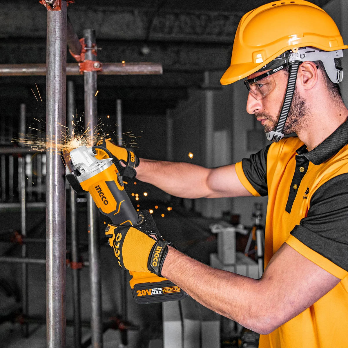 Amoladora Angular 115mm 4 1/2 20v + Accesorios Ingco - Imagen 3