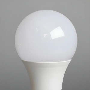 Lampara Led Con Fotocélula Incorporada 9w E27 Luz Fria
