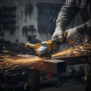 Amoladora 20v Ingco 4 1/2 Con 2 Bat 4ah Valija Y Discos