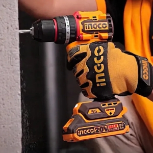 Atornillador Percutor Compacto Ingco 20v 55 Nm Con 2 Baterías Y Maleta Naranja Oscuro