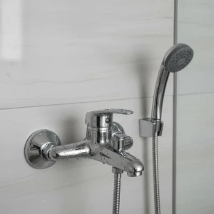 Grifería De Baño Universal Tero Monocomando Ducha Pared Gris Brillante